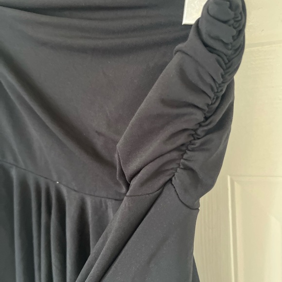 BCBGMAXZARIA Rayon Flowy Mini ruched Skirt Small - Picture 6 of 7